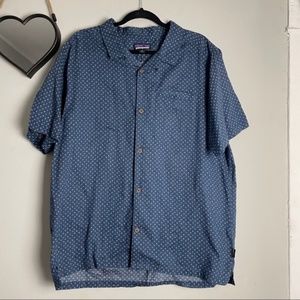 Patagonia Men’s Lightweight Blue Back Step Shirt Size XL
